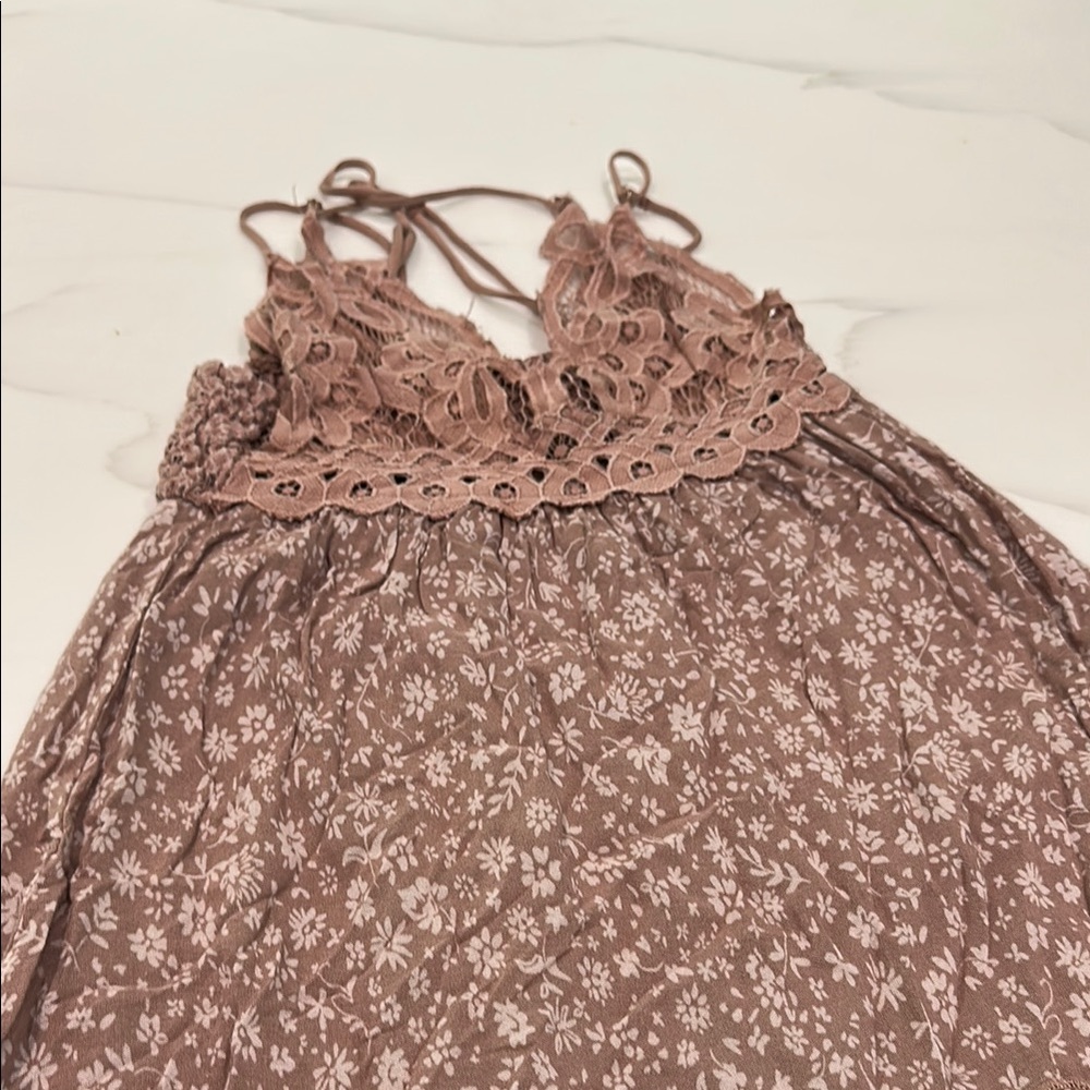 Vici Floral Lace Maxi Dress